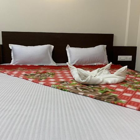Strategic Inn Puri Zewnętrze zdjęcie